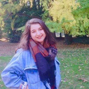 Meet your Posher, Yasmeen